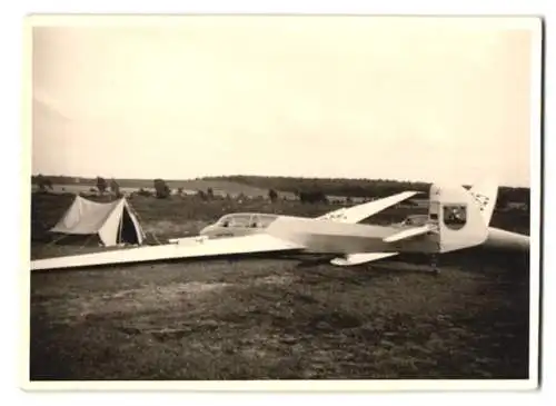 Fotografie Atelier Friedberg, Uelzen, Segelflug, Segelflugzeug mit Wappen auf dem Leitwerk