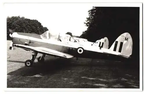 Fotografie Flugzeug De Havilland Canada DHC-1 Chipmunk T10, Kennung WK559