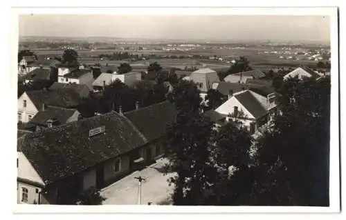 Fotografie unbekannter Fotograf, Ansicht Hradec Králové - Königgrätz, Panorama am Stadtrand