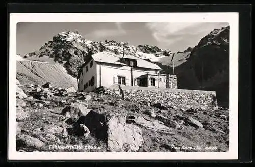 AK Tübingerhütte, Blick zur Berghütte