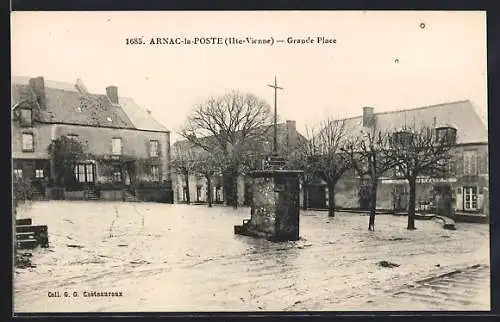 AK Arnac-la-Poste, Grande Place