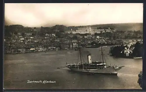 AK Dartmouth, Harbour with ships