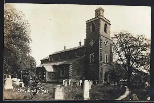 AK Sutton Bridge, Church with Churchyard