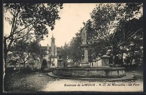AK Marceille, N.-D. de Marceille, Le Parc avec statue et église