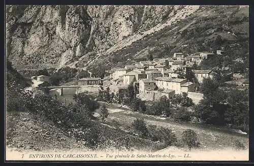 AK Saint-Martin-de-Lys, Vue générale du village et des montagnes environnantes