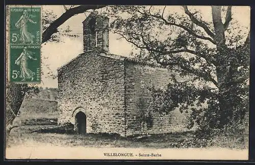 AK Villelongue, Chapelle Sainte-Barbe entourée d`arbres