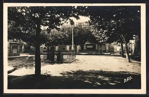 AK Coursan, Place du Marché