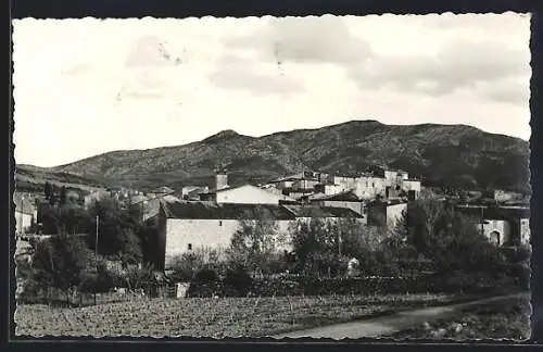 AK St.-Jean-de-Barrour, Vue générale et les Monts Corbières