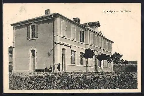 AK Cépie, Les Écoles