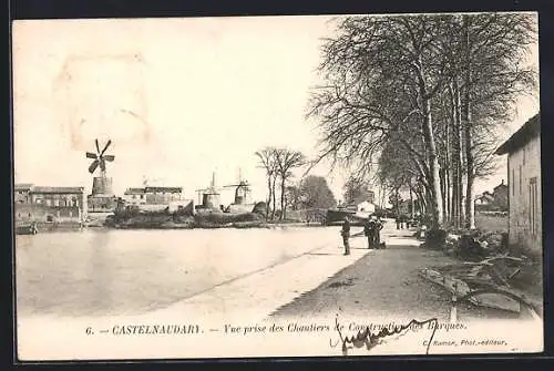 AK Castelnaudary, Vue prise des Chantiers de Construction des Barques