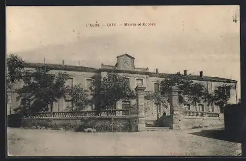 AK Bize, Mairie et Écoles