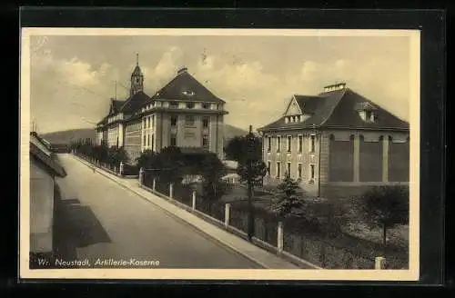 AK Wr. Neustadt, Artillerie-Kaserne mit Strassenpartie