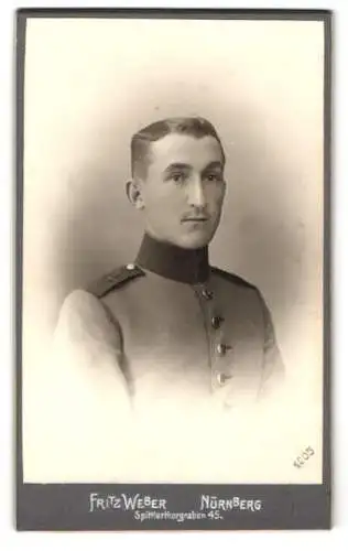 Fotografie Fritz Weber, Nürnberg, Spittlerthorgraben 45, Junger Soldat des 14. Regiments in Uniform