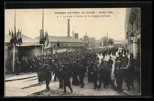 AK Paris, Congrès National du Sillon 1909, La foule à l`entrée...