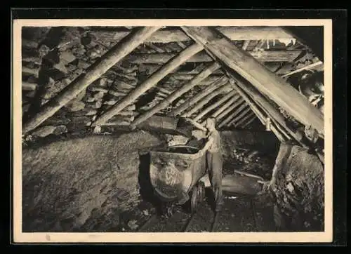 AK Auslauf einer Schüttelrutsche, Holzausbau, Kohle