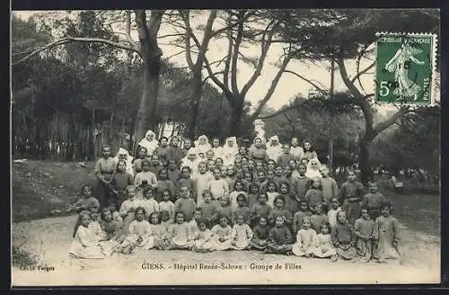 AK Giens, Hôpital Renée-Sabran : Groupe de Filles