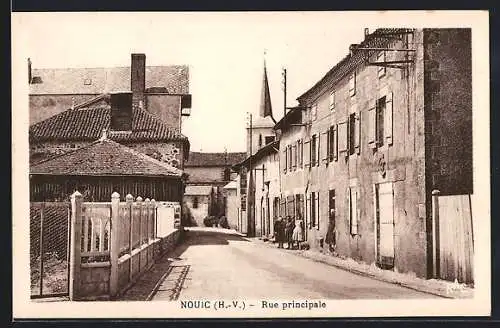 AK Nouic, Rue principale