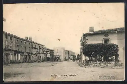 AK Roussac, Rue Centrale, Strassenpartie