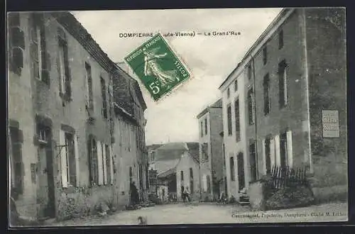 AK Dompierre, La Grand`Rue, Strassenpartie