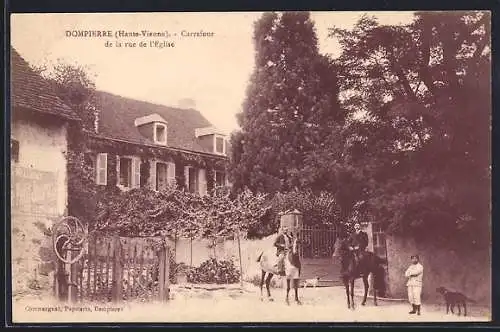 AK Dompierre /Haute-Vienne, Carrefour de la rue de l`Eglise