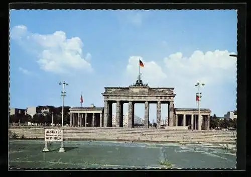 AK Berlin, Berliner Mauer am Brandenburger Tor