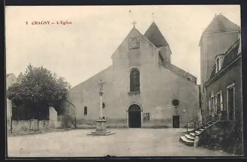 AK Chagny, L`Église et la place devant