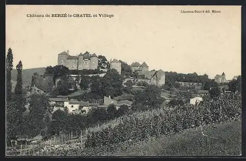 AK Berzé-le-Châtel, Château et Village avec Vignobles