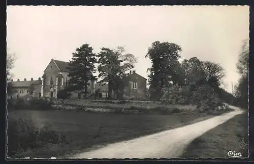 AK Montbellet, La Chapelle Ste-Catherine et chemin rural