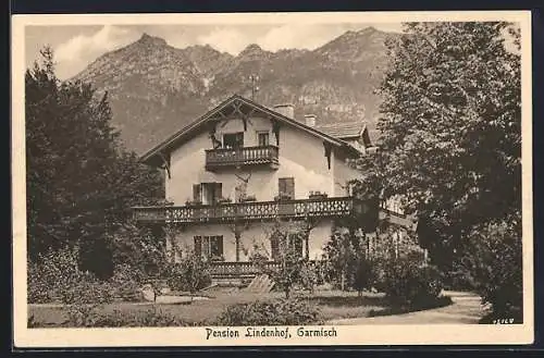 AK Garmisch, Hotel Lindenhof mit Gebirgsmassiv