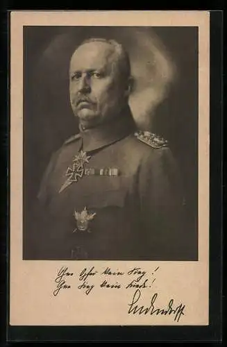 AK Erich Ludendorff mit Orden an seiner Uniform