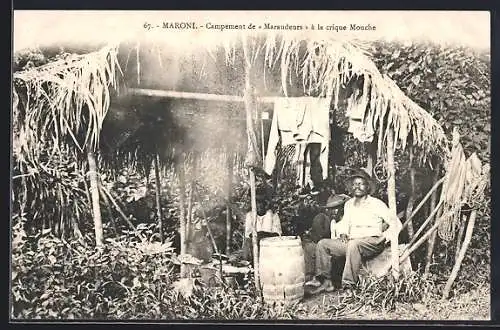 AK Maroni, Campement de Maraudeurs à la crique Mouche