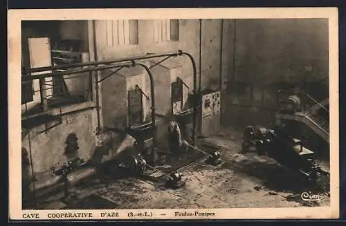 AK Azé, Intérieur de la Cave Coopérative, Foulons-Pompes