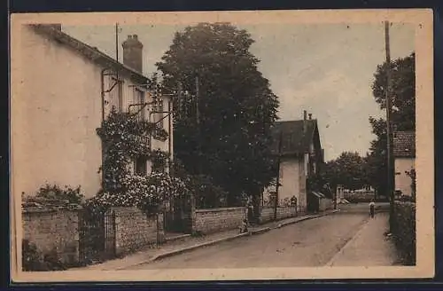 AK Fontaines /Saone-et-Loire, La Poste et Rue des Maréchaux