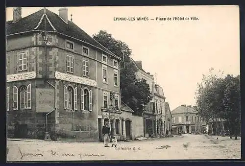 AK Épinac-les-Mines, Place de l`Hotel de Ville