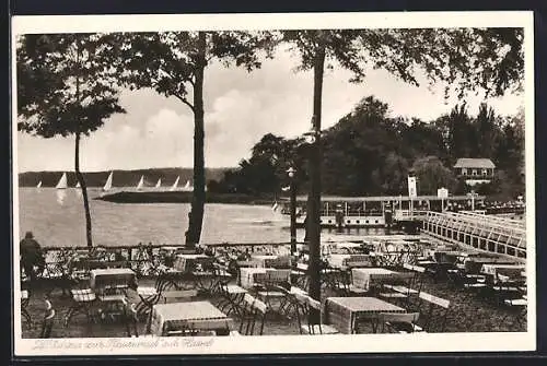 AK Berlin-Wannsee, Pfaueninsel a. d. Havel, Wirtshaus mit Dampfer