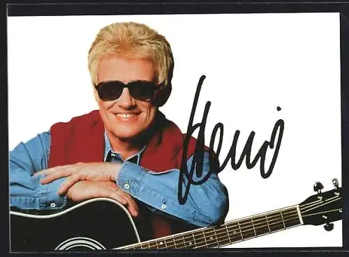 AK Musiker Heino, Portrait mit Gitarre, mit Autograph
