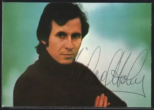 AK Musiker Michael Holm in Kamera blickend, mit Autograph