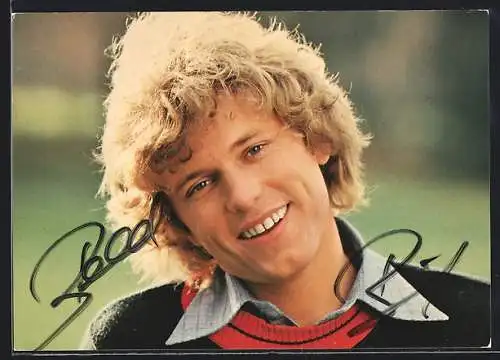 AK Musiker Bernhard Brink mit Pullover und Hemd, mit Autograph