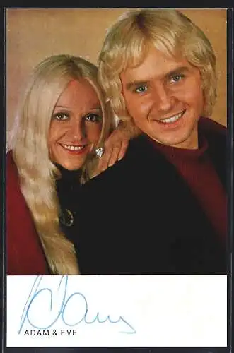 AK Musikerduo Adam & Eve blicken lächelnd in die Kamera, mit Autograph