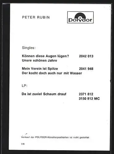 AK Musiker Peter Rubin in die Kamera lächelnd