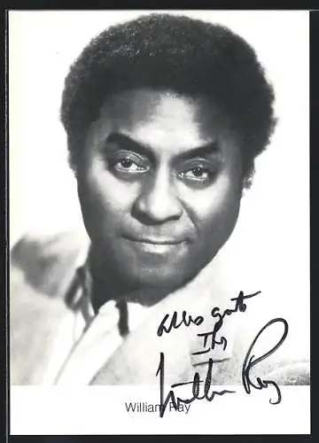 AK Musiker William Ray blick direkt in die Kameria, mit Autograph