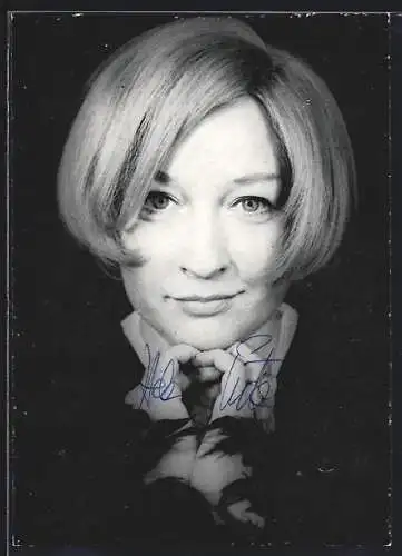 AK Musikerin Helen Vita mit Bobschnitt in Nahaufnahme, mit Autograph