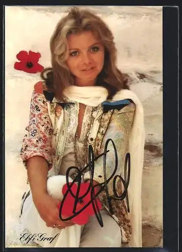 AK Musikerin Elfi Graf mit leichtem Lächeln, bunter Bluse und Halstuch, mit Autograph
