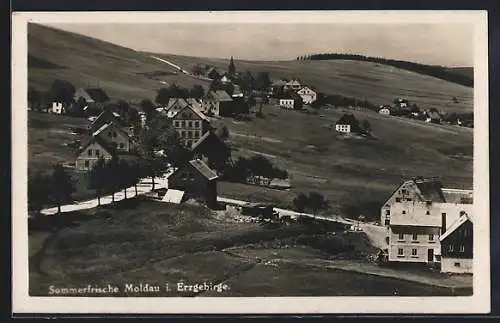 AK Moldau i. Erzgebirge, Ortsansicht aus der Vogelschau