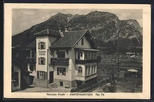 AK Partenkirchen, Pension Pischl mit Umgebung und Bergpanorama