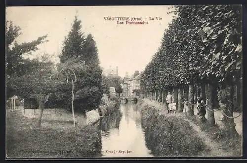 AK Vimoutiers, La Vie, Les Promenades