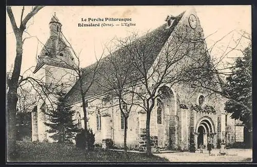 AK Rémalard, L`Église vue de face avec arbres sans feuilles