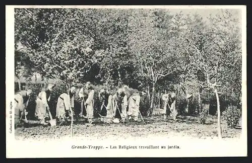 AK Grande-Trappe, Les Religieux travaillant au jardin