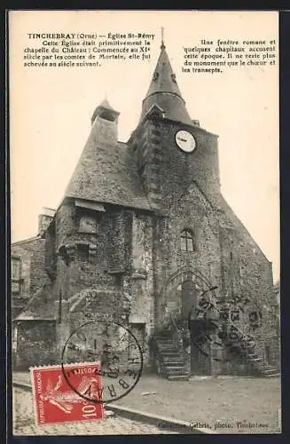 AK Tinchebray, Église St-Rémy vue de face avec horloge et détails architecturaux roman et gothique