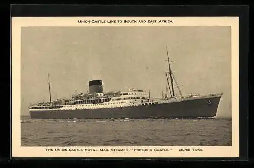 AK Passagierschiff Pretoria Castle auf hoher See, The Union-Castle Royal Main Steamer